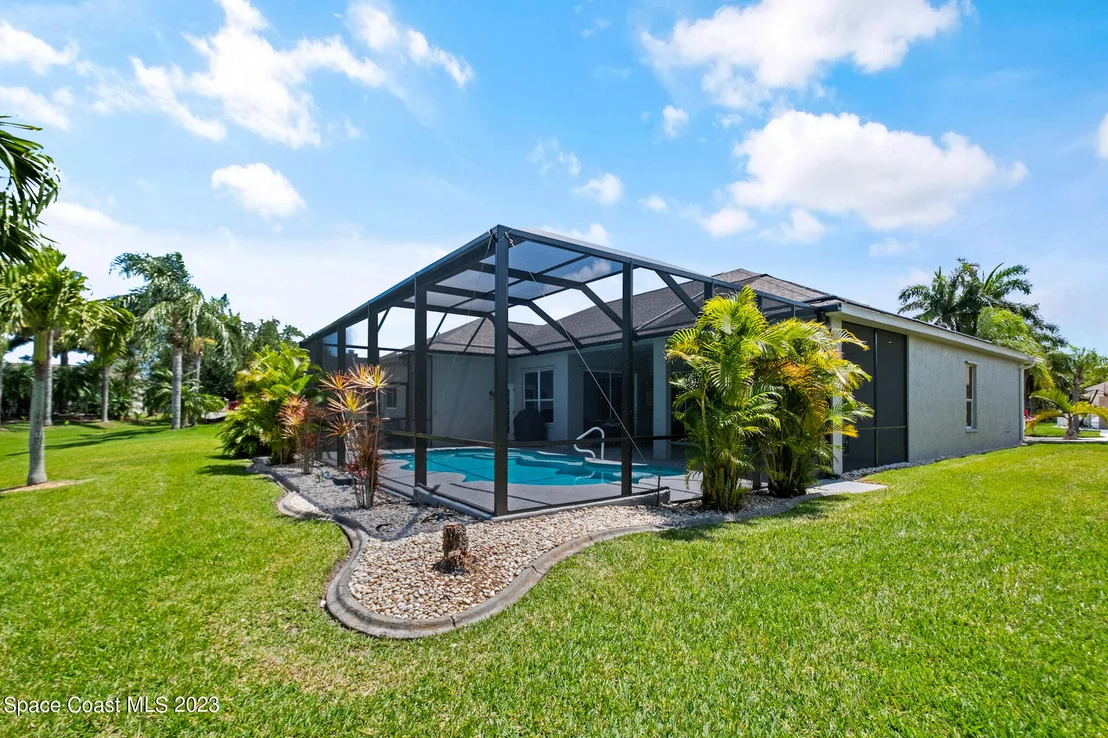 Photo of 712 Carriage Hill Road