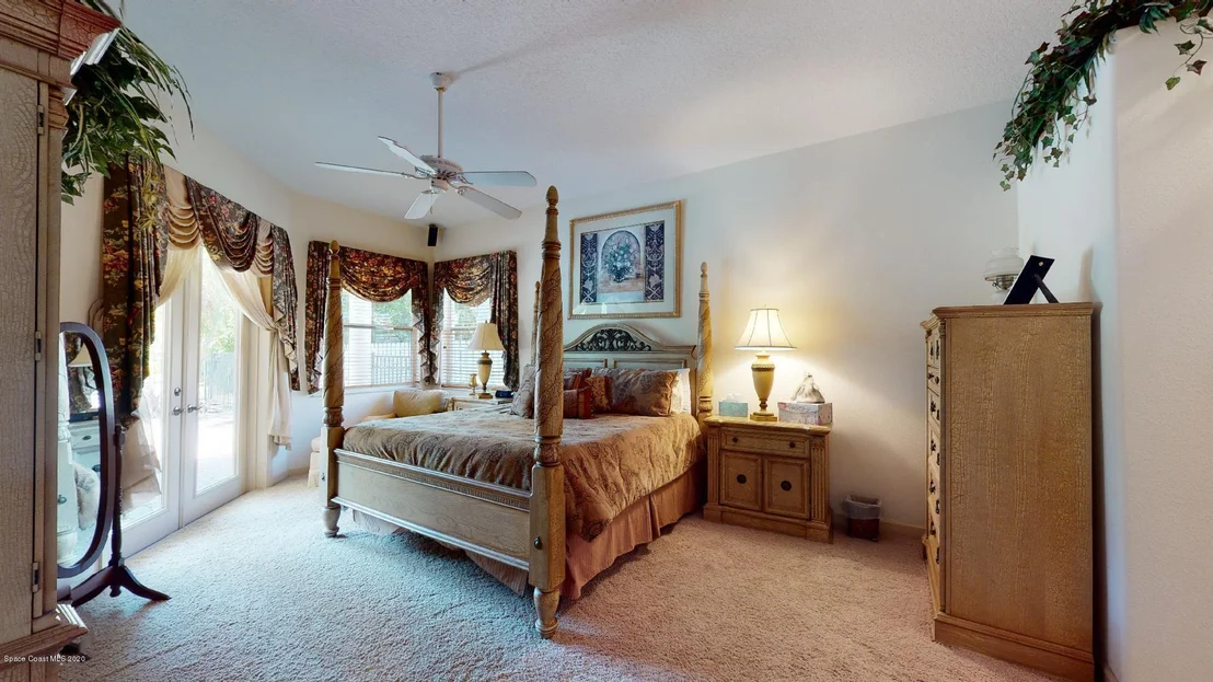 Photo of 403 Flanders Drive