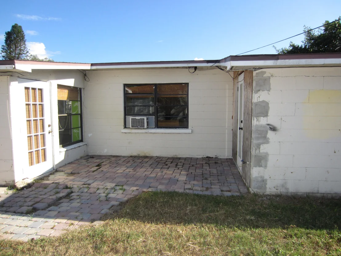 Photo of 240 Avenida De La
