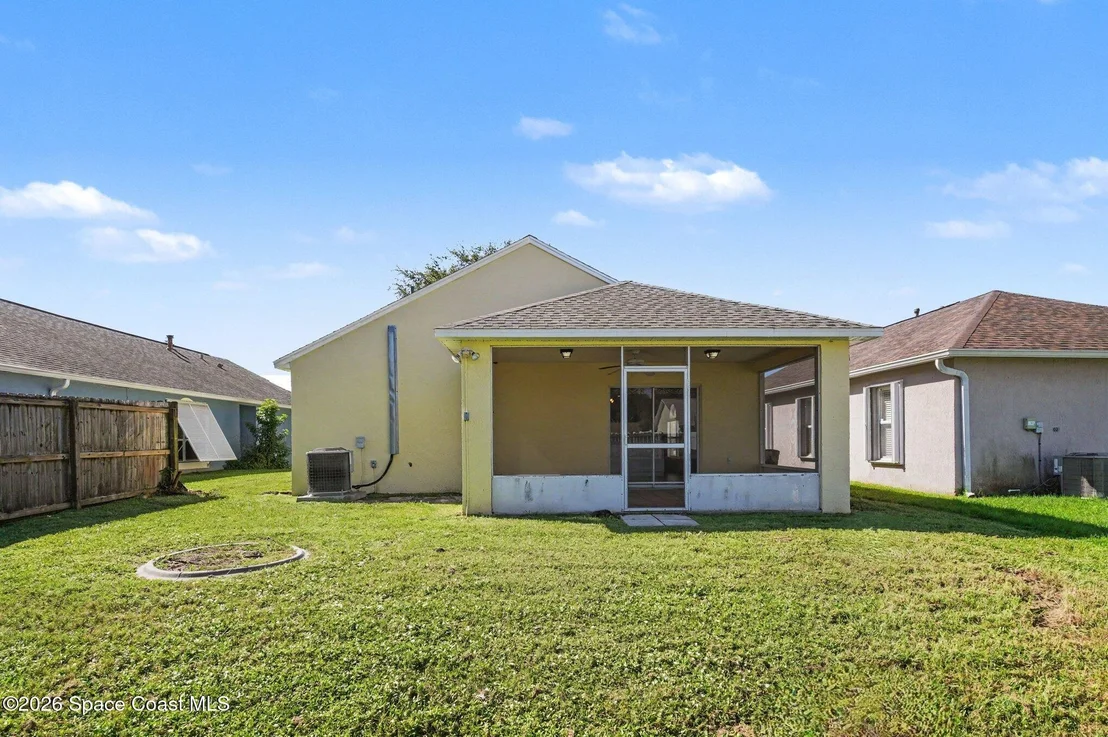 Photo of 2824 Maderia Circle