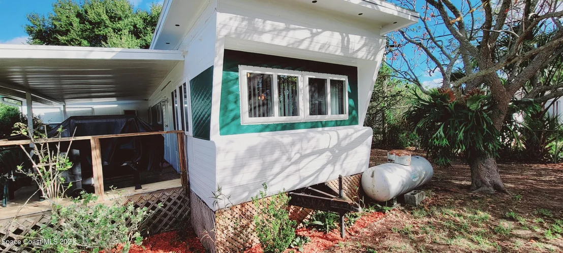 Photo of 6974 Ash Drive