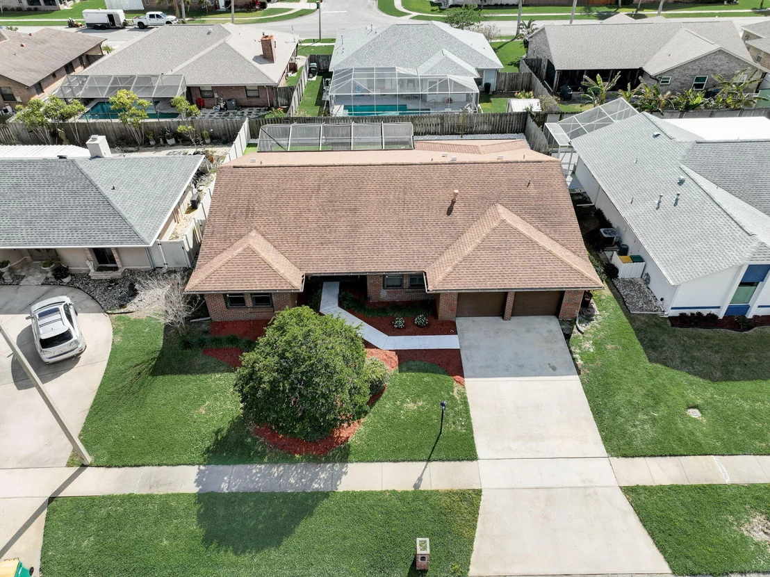 Photo of 2039 Bottlebrush Drive