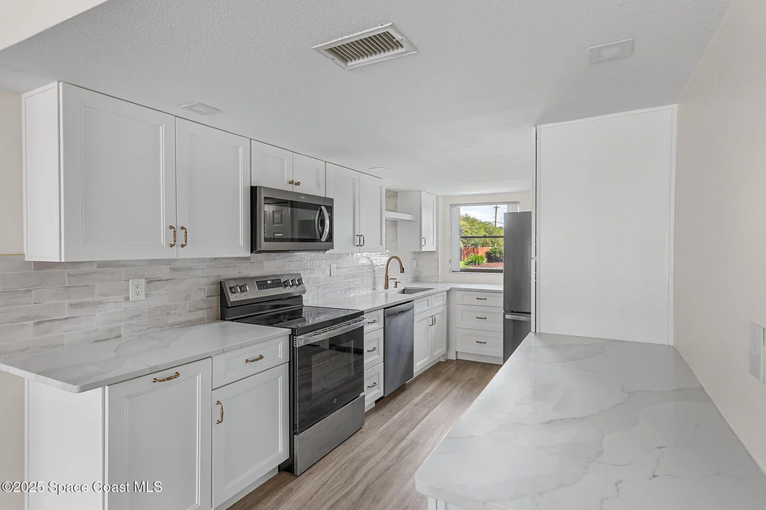 Photo of Unit 1218 at 305 Tangle Run Boulevard