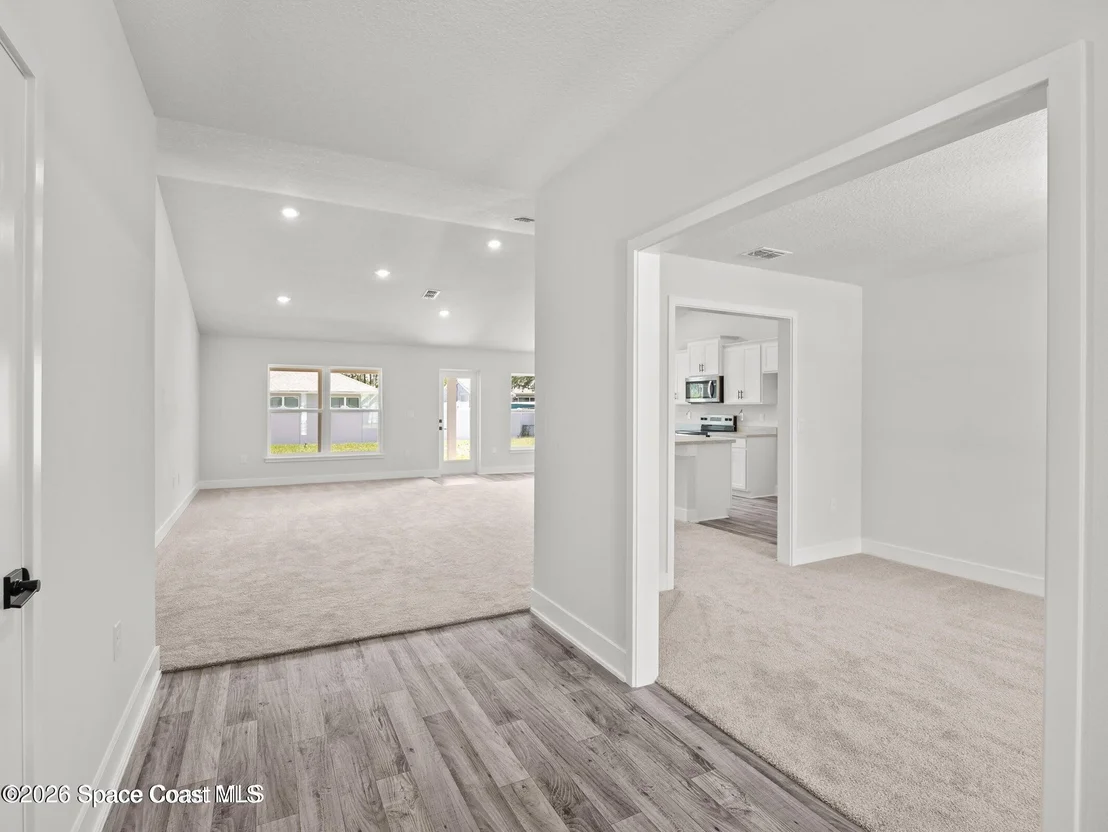 Photo of 2727 Wright Avenue SE