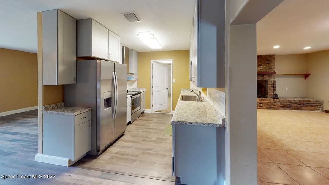 Photo of 272 E Haven Drive