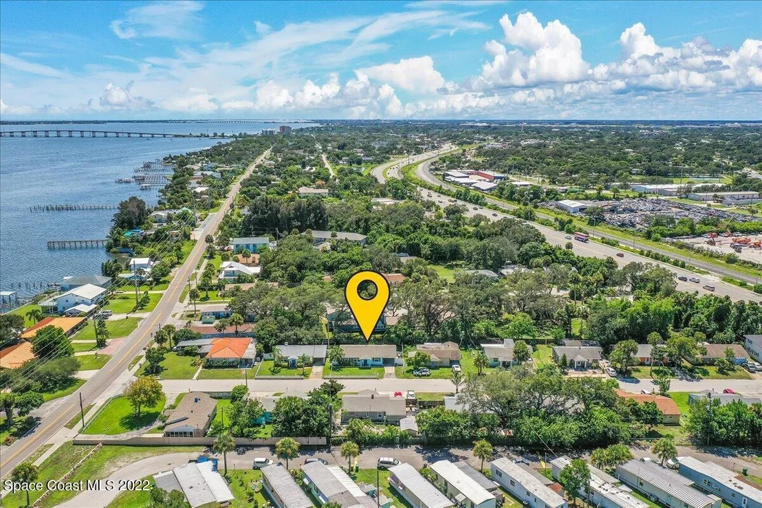 Photo of 1057 Riverdale Drive