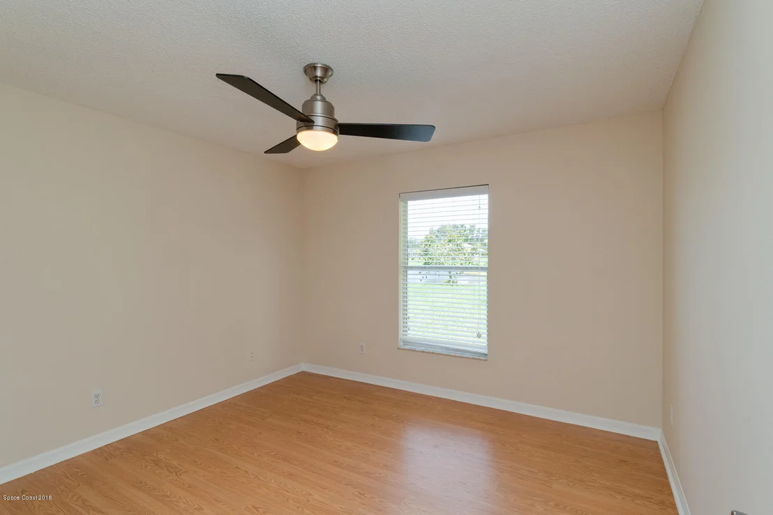 Photo of 424 Brown Avenue