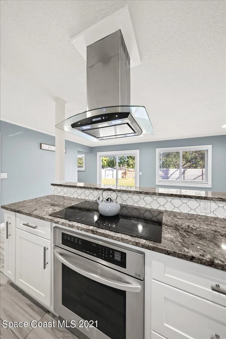 Photo of 1040 Grapefruit Road SE