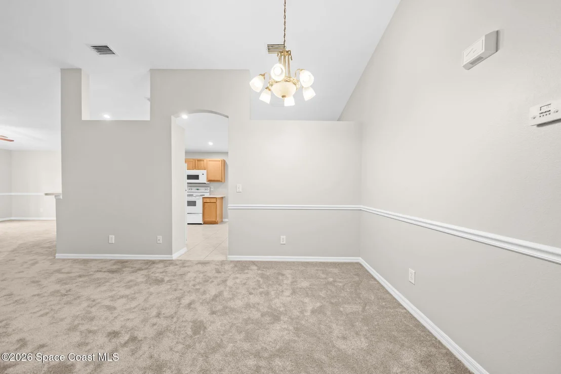 Photo of 2087 Deercroft Drive
