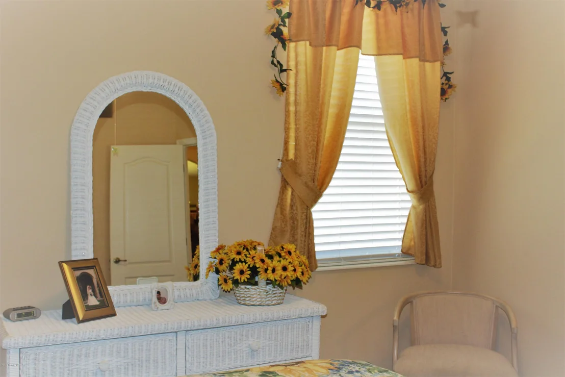 Photo of 322 Waterside Circle