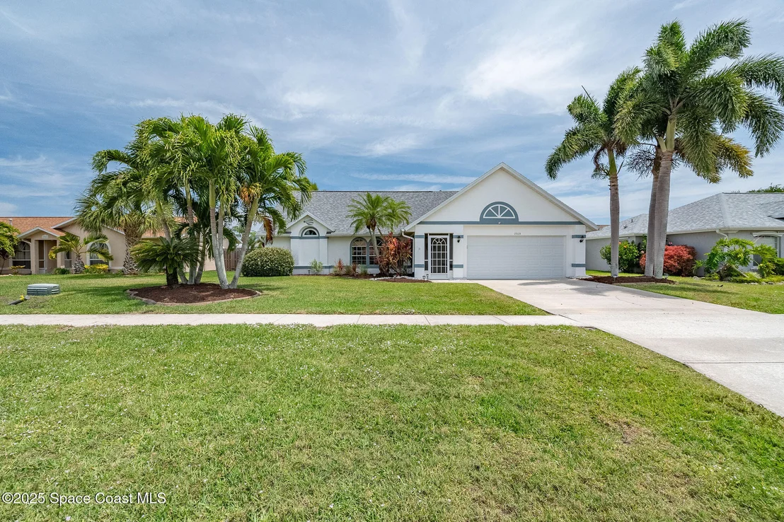 Photo of 1909 Crane Creek Boulevard