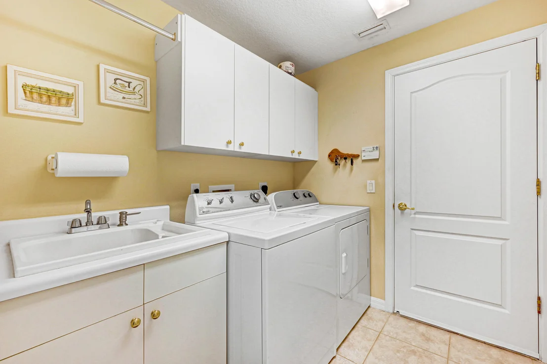 Photo of 7168 Broderick Drive