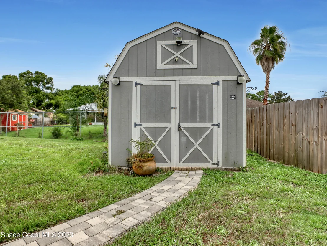 Photo of 5233 Carrick Road