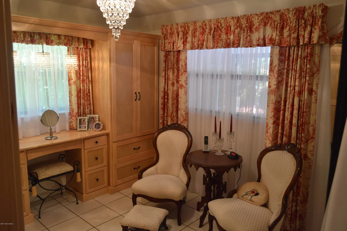 Photo of 214 Rose Drive
