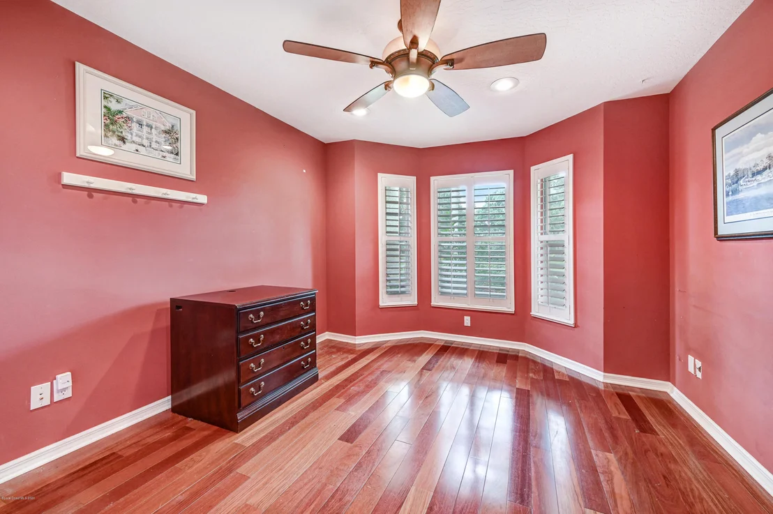 Photo of 3850 Beechgrove Road
