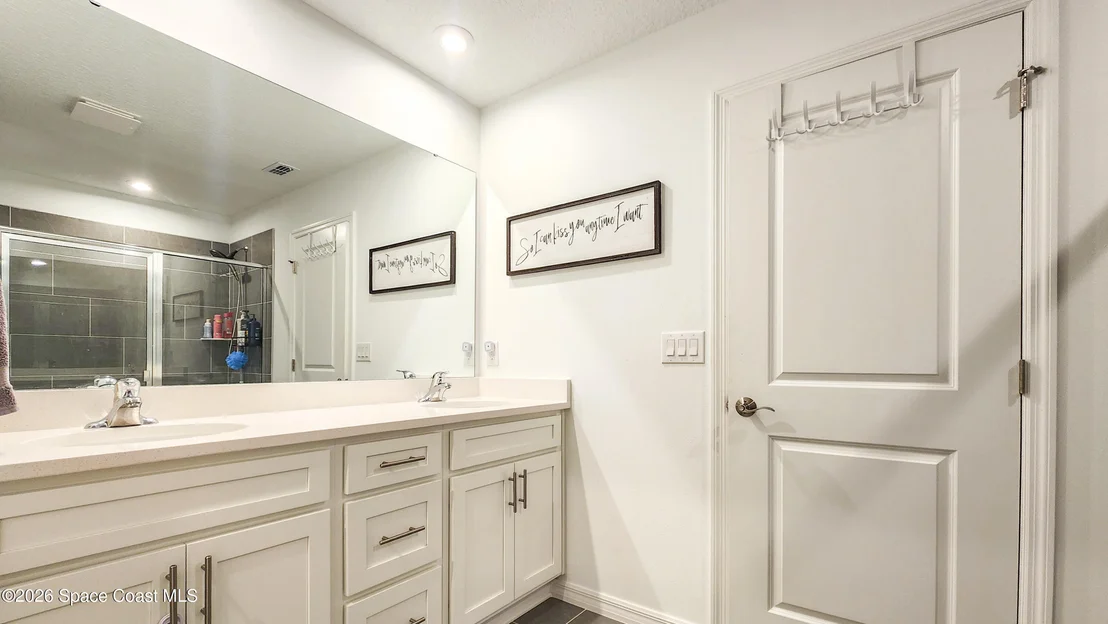 Photo of 4896 Quarryside Drive