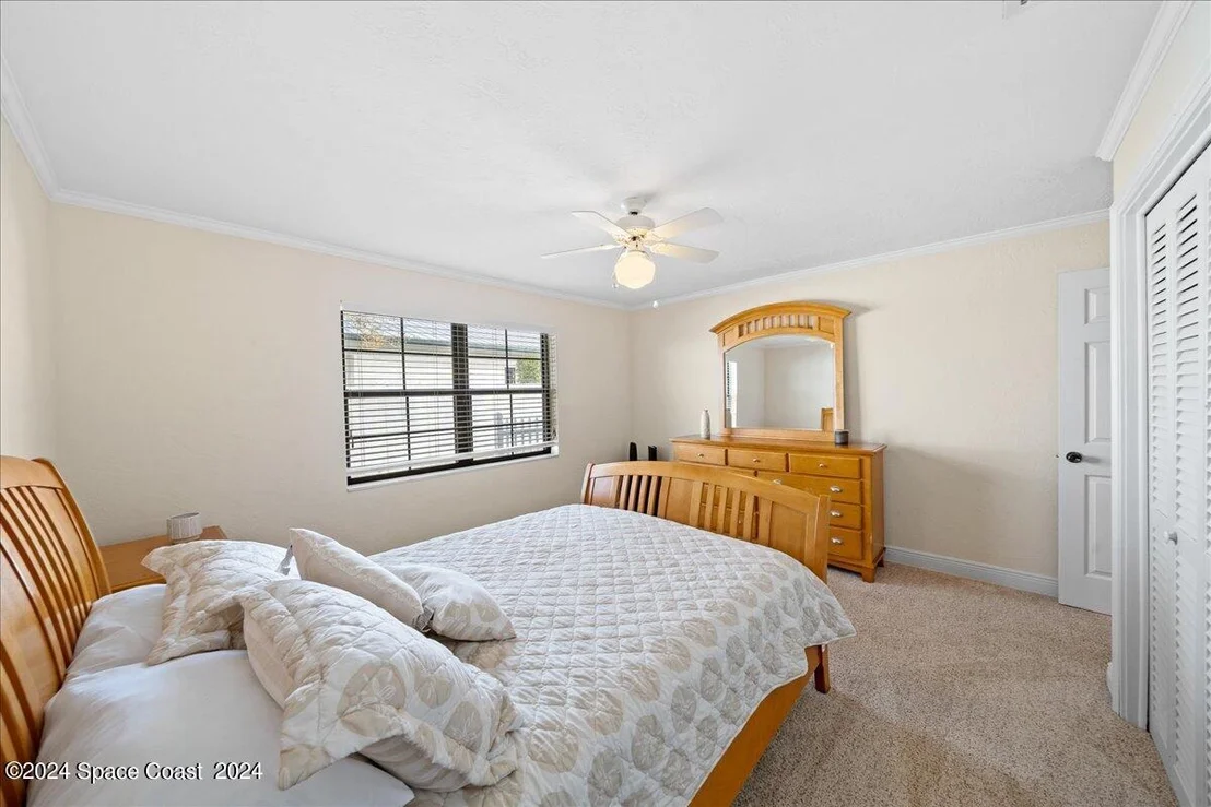 Photo of 206 Riverside Drive
