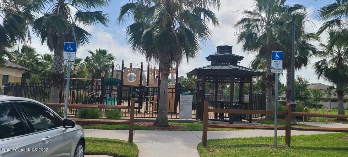Photo of 4129 Alligator Flag Circle