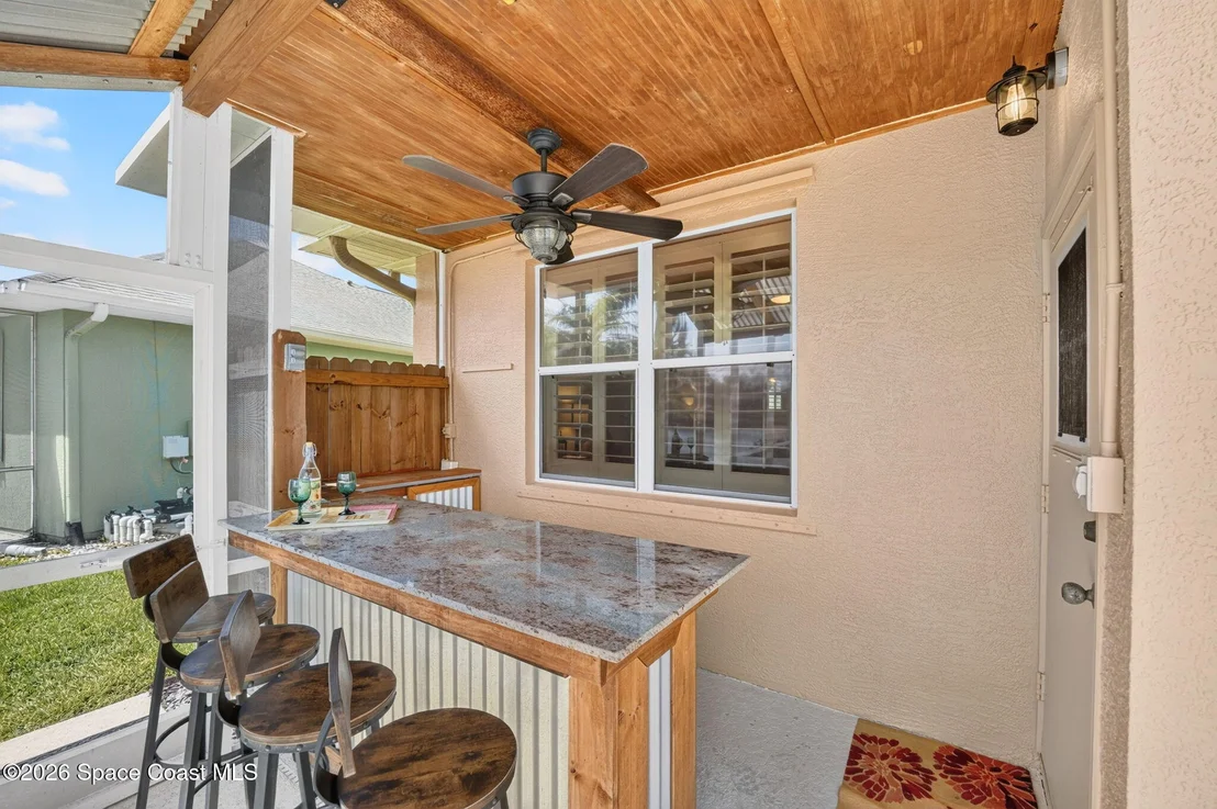 Photo of 1871 Thesy Drive