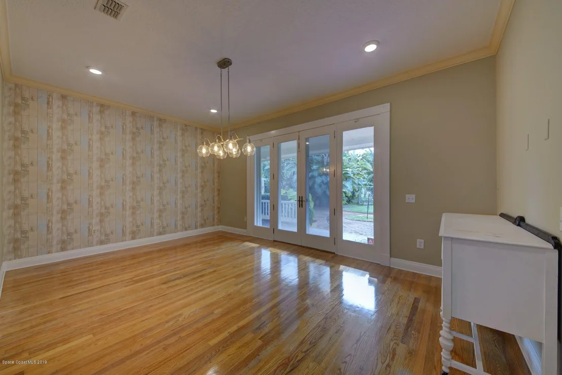 Photo of 1511 Rockledge Drive