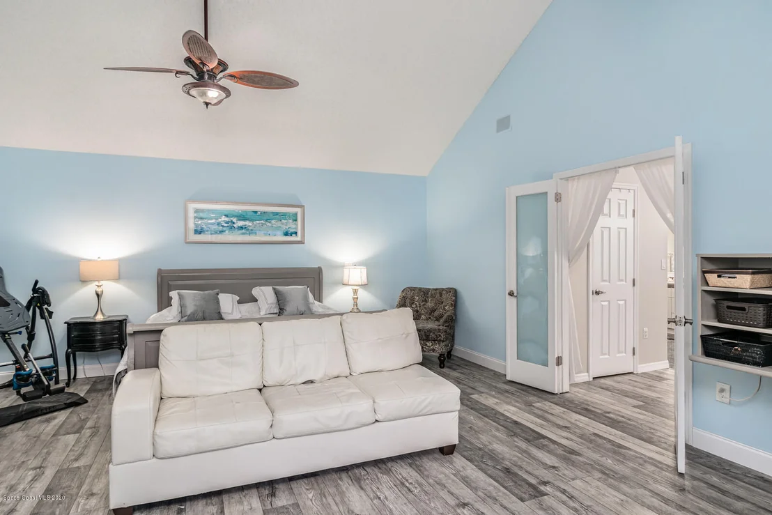 Photo of 4935 Shade Tree Street