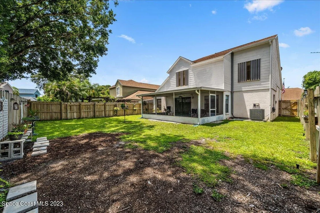 Photo of 1537 Clover Circle