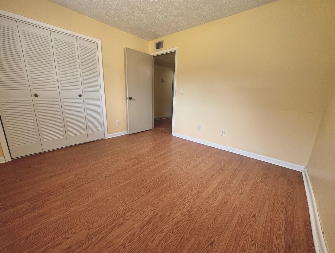 Photo of Unit 146 at 2935 Thrush Drive