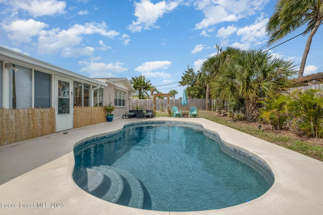 Photo of 609 Verbenia Drive