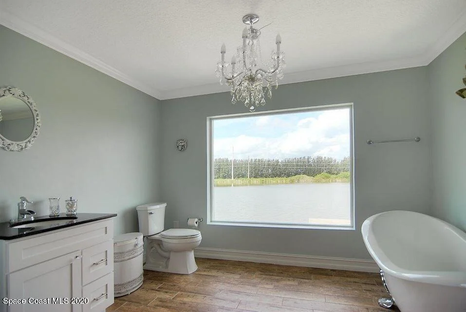 Photo of 1445 Martin Road