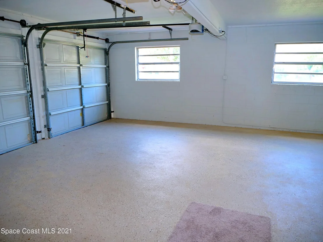 Photo of 1728 Golfview Drive