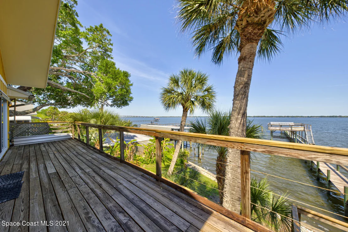 Photo of 2006 N Indian River Drive
