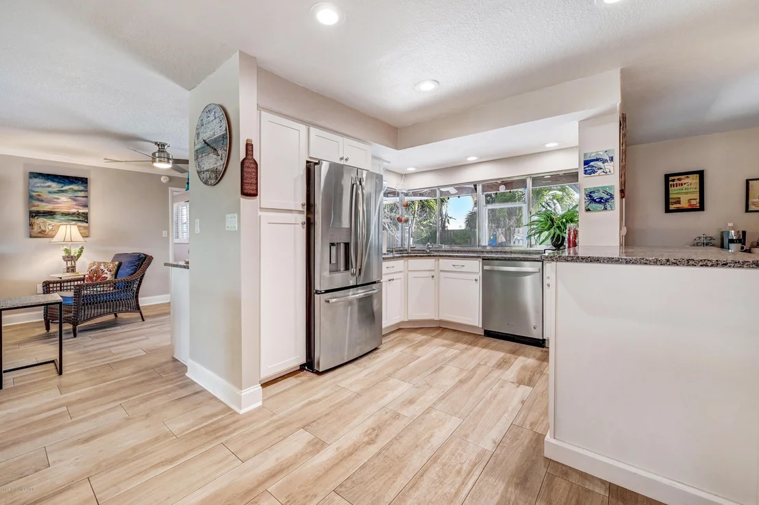 Photo of 205 Rose Drive