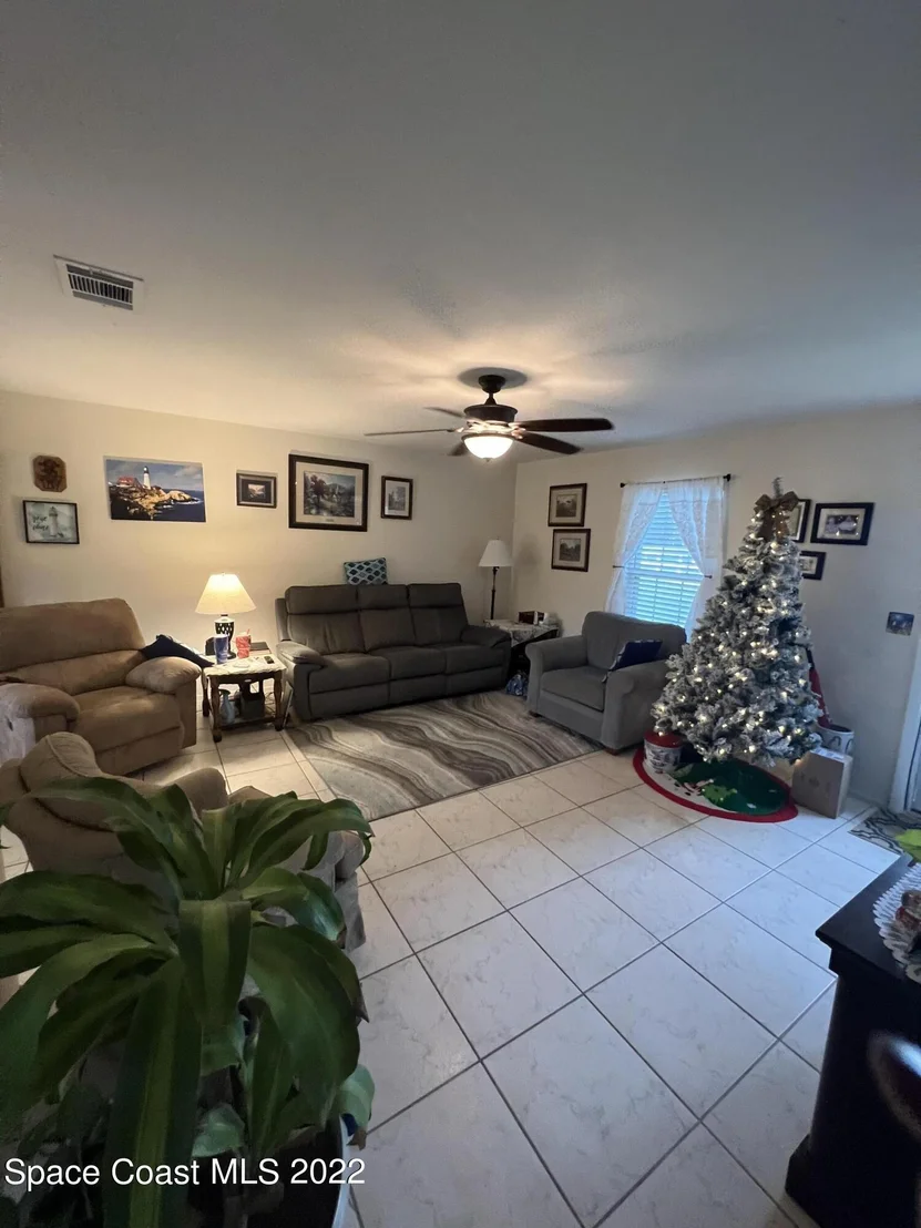 Photo of 239 Capron Road
