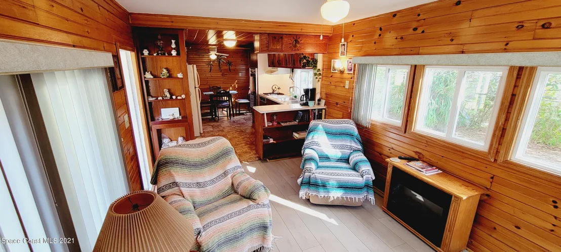 Photo of 6974 Ash Drive