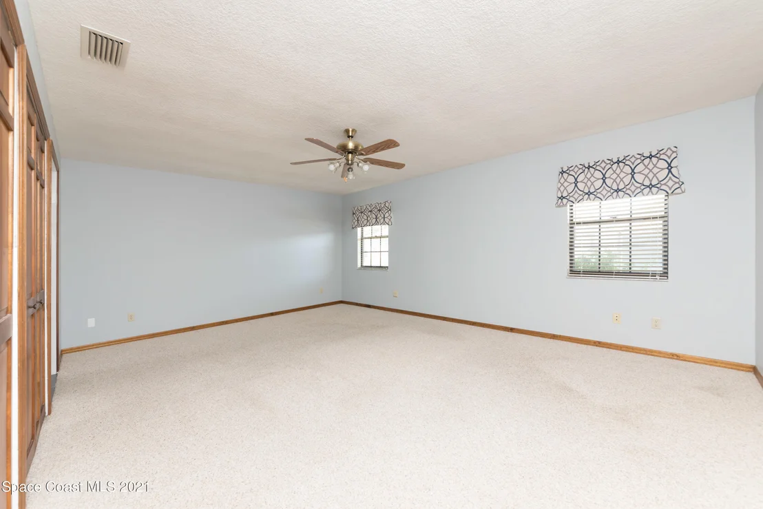 Photo of 1855 Raymond Drive