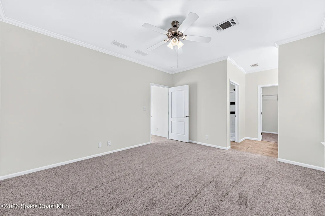 Photo of 971 Eldron Boulevard SE