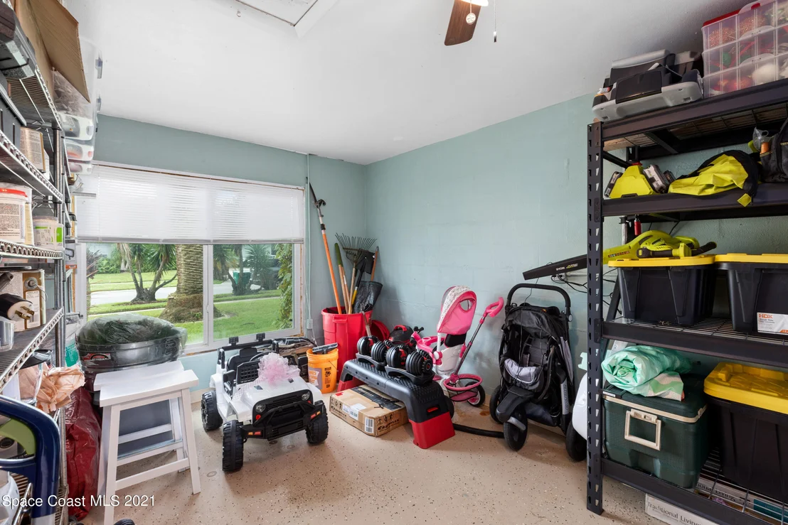Photo of 2416 Lakeview Drive