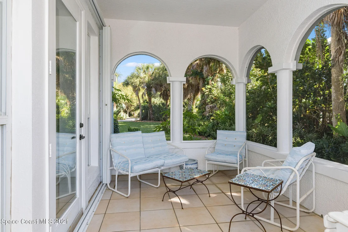 Photo of 176 Bayshore Drive
