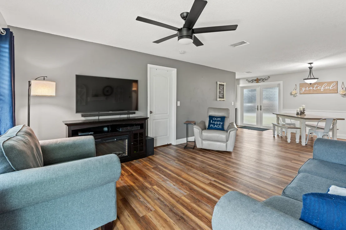 Photo of 2134 Circlewood Drive