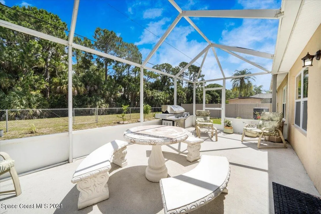 Photo of 367 Abello Road SE
