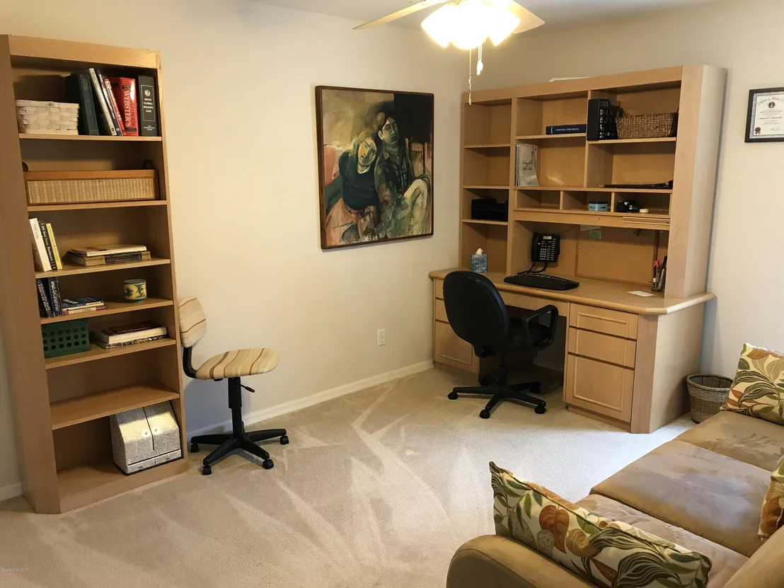 Photo of 1041 Sunswept Road NE