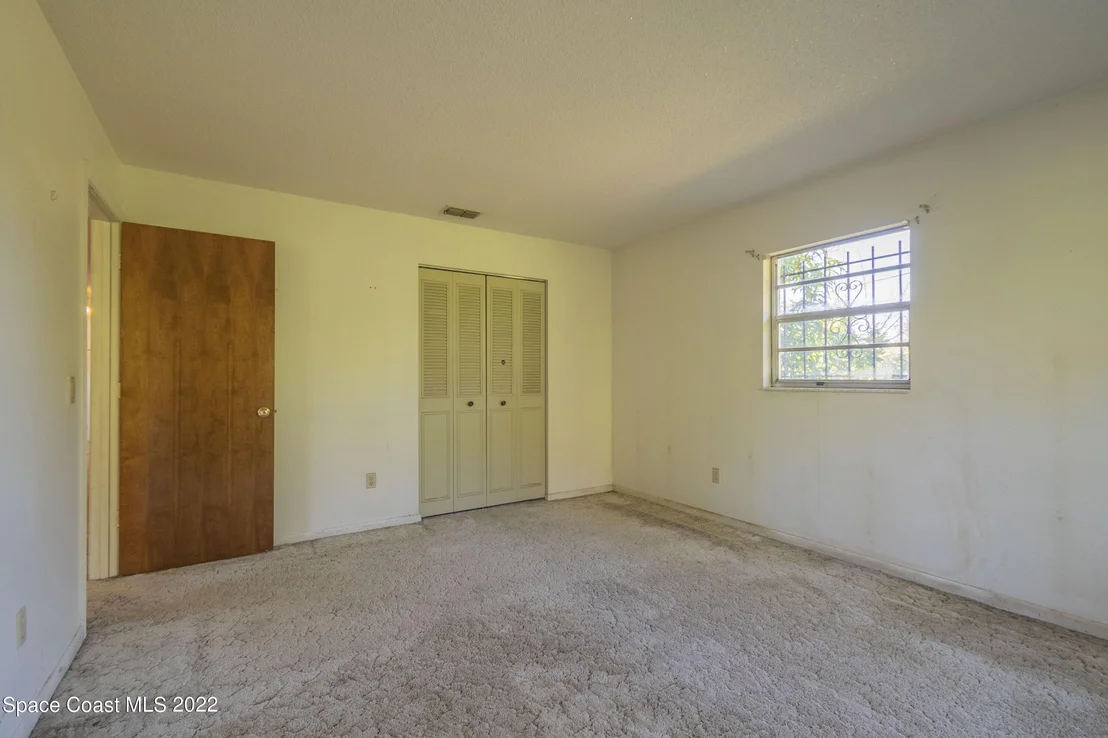 Photo of 936 Clayton Drive