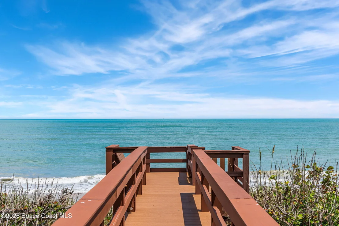 Photo of 680 Ocean Road