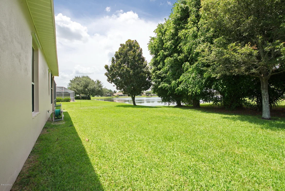 Photo of 5778 Newbury Circle