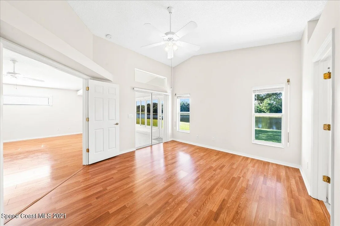 Photo of 8047 Bracken Lane