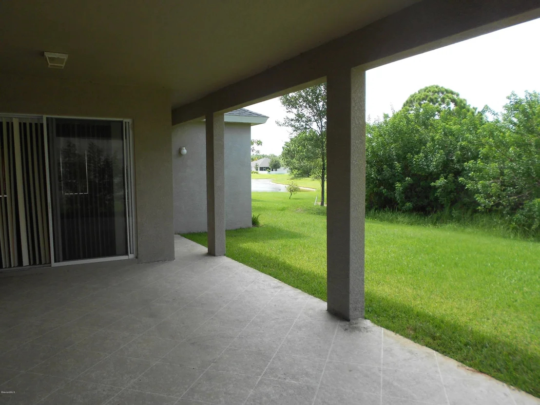 Photo of 162 SE Brandy Creek