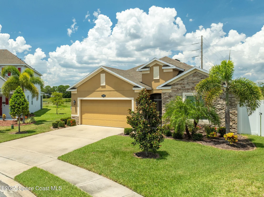 Photo of 920 Bear Lake Drive