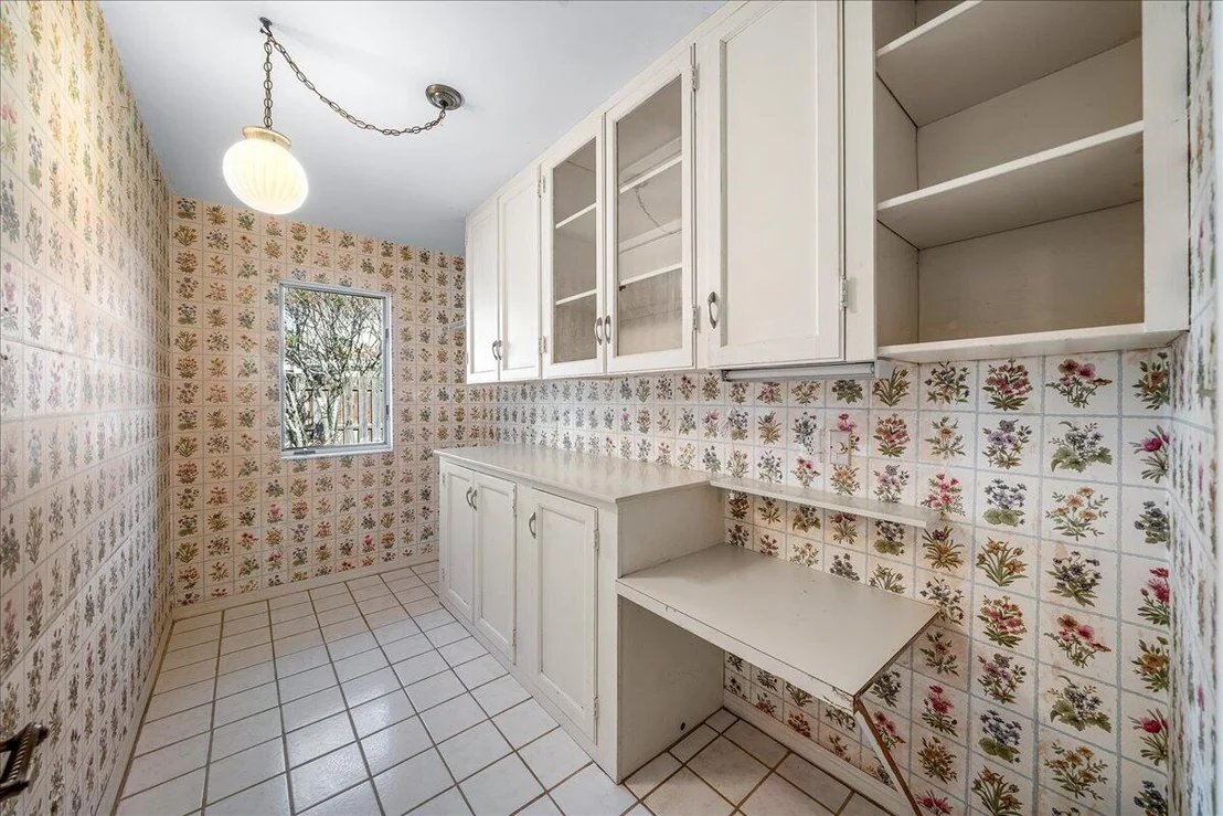 Photo of 1748 Bay Shore Drive