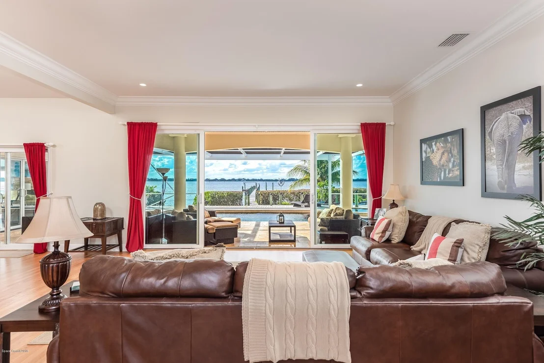 Photo of 538 Lanternback Island Drive