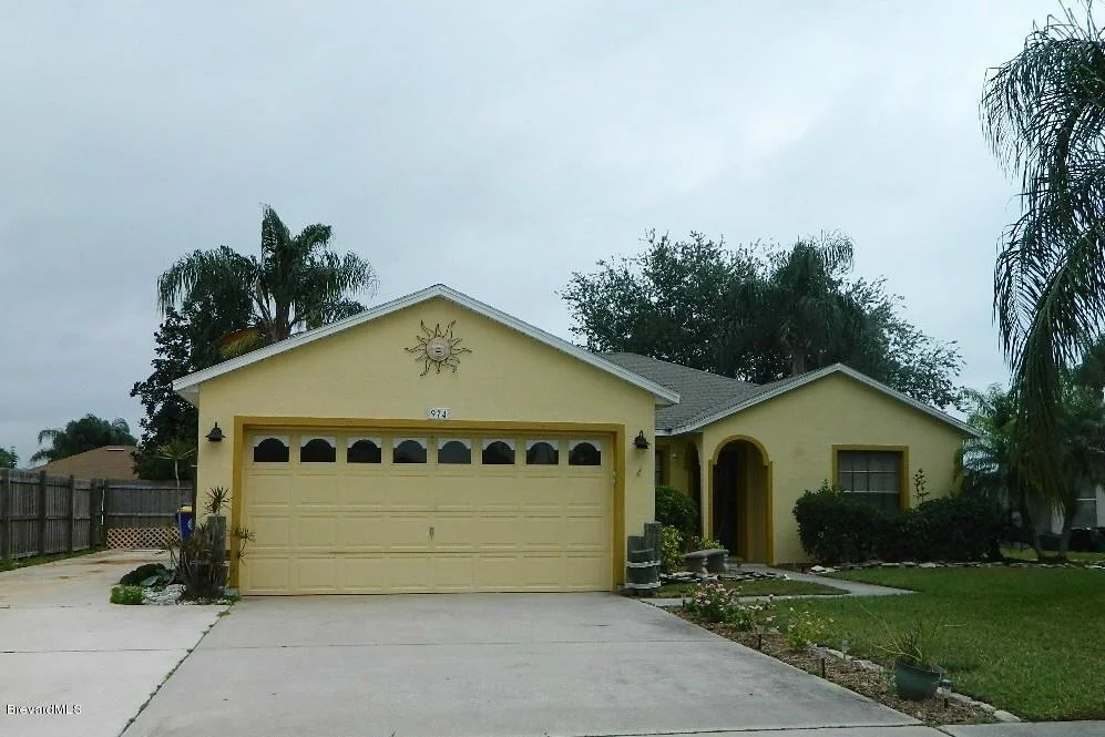 Photo of 974 Sabal Grove Drive